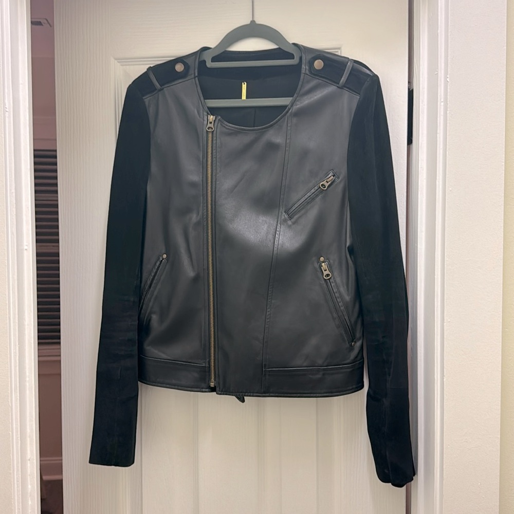 rebecca minkoff black leather and suede jacket gold zipper pockets, size L